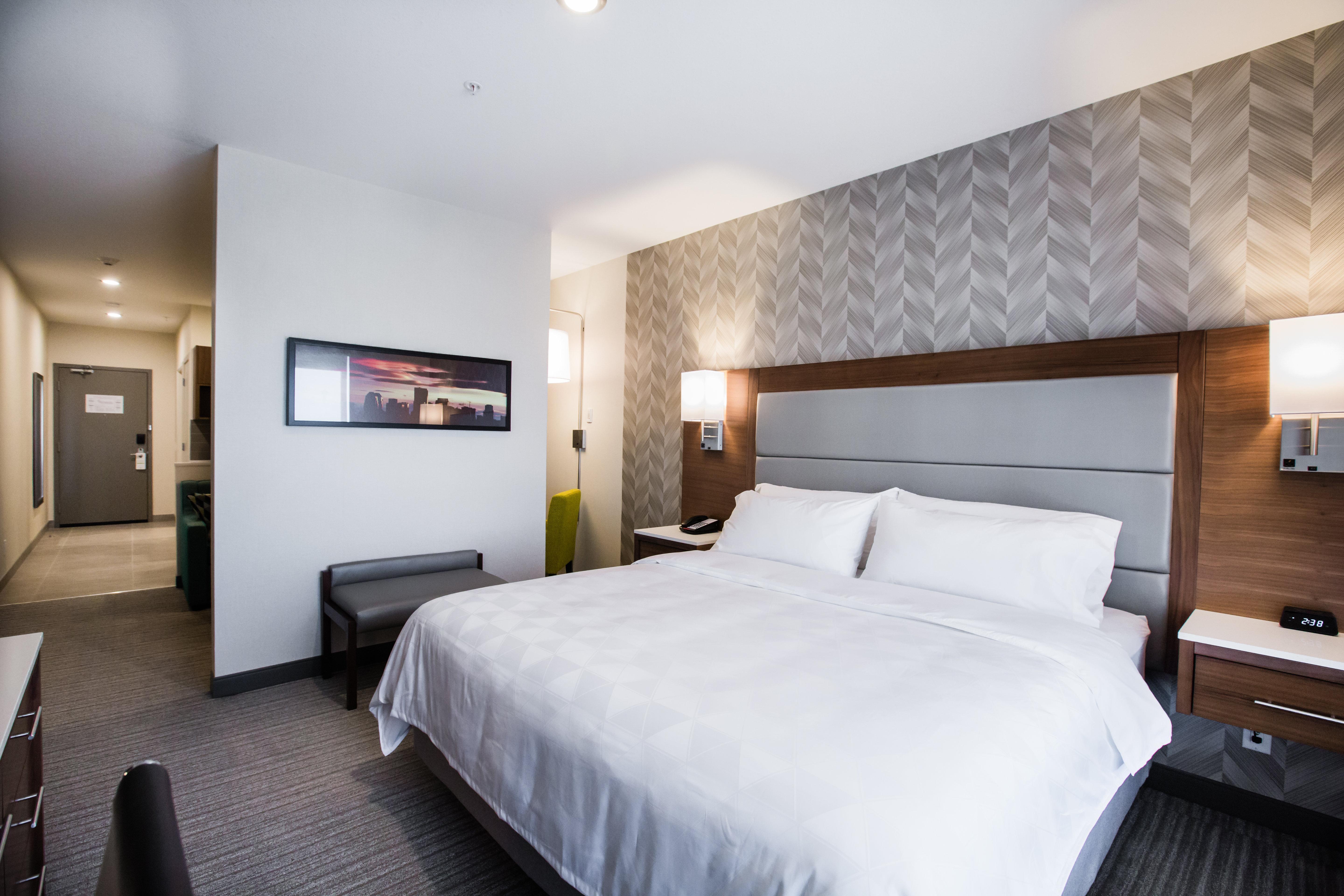 Holiday Inn Calgary South Conference Center Exteriér fotografie